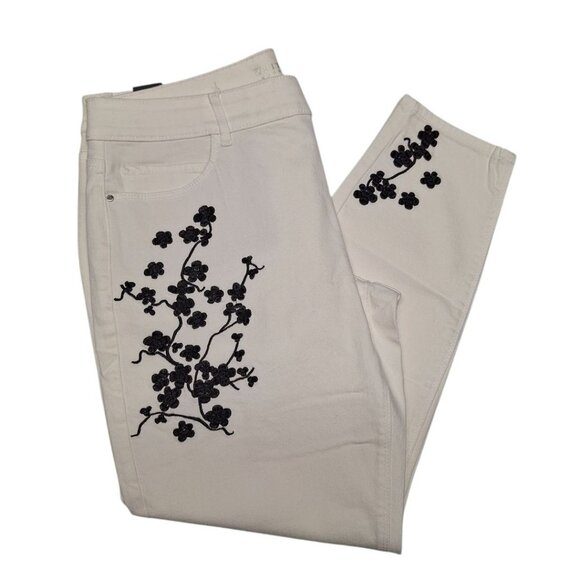 WHBM White House Black Market Pants Cropped Embelished Embroidered Womens 12 - Picture 10 of 10